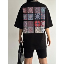 Black Sokak Kadın Siyah Mozaik Oversize Bisiklet Yaka Tshirt