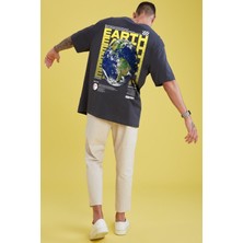 Black Sokak Erkek Gri Earth Baskılı Oversize Tshirt