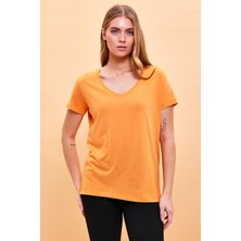 Vena Kadın Boyfriend Turuncu V Yaka Regular Fit Modal T-Shirt (Lyocell)