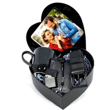 Giftstime Fotoğraflı Yeni Kalp Kutu Tasarımlı Tesbih Kupa Cüzdan Çakmak Kemer Set