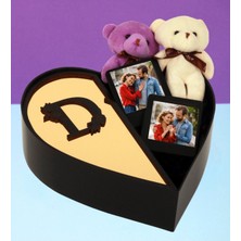 Giftstime Kişiye Özel Aynalı Pleksi Baş Harf Tasarımlı Kalp Kutu ve Çift Peluş Ayıcık Anahtarlık Çerçeve