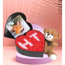 Giftstime Kalp Kutuda Fotoğraflı Harfli New Kalp Kutu Çiçek Sevimli Peluş Ayıcık Sevgiliye Özel