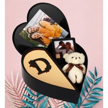 Giftstime Kişiye Özel Pleksi Baş Harf Tasarımlı Kalp Kutu ve Peluş Ayıcık Anahtarlık ve Sök Tak Çerceve