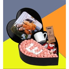 Giftstime Baş Harfli Fotoğraflı New Kalp Kutu Çiçek Çikolata Buketi Kah Fincanı Türk Kahsi Sevgiliye Özel