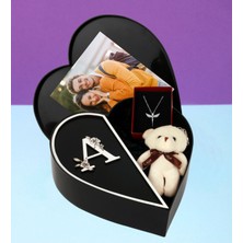Giftstime Kişiye Özel Baş Harf Tasarımlı Kalp Kutu ve Peluş Ayıcık Anahtarlık ve Melek Kolye