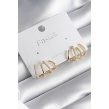 Clariss Pirinç Gümüş Renk Zirkon Taşlı Çatal Model Kadın Küpe