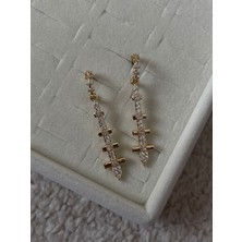 Zweig Uzun Taşlı Modern Küpe