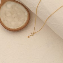 Nox Jewelry 925 Ayar Gümüş Kalp Detay Taşlı Minimal Anahtar Kolye