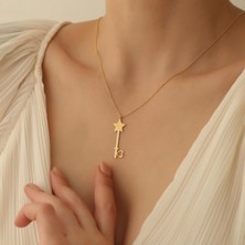 Nox Jewelry 14 Ayar Altın Kaplama Yıldızlı Anahtar Figürlü Gümüş Kolye - CN00259