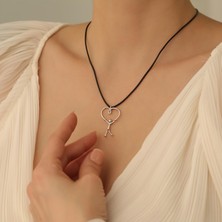 Nox Jewelry 925 Ayar Gümüş Kalp Detay Aşk Cambazı Kolye - CN00260