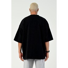 Yakamel Erkek Oversize Pamuklu T-Shirt