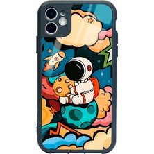 Spoyi Apple iPhone 11 Baby Astronaut Tasarımlı Glossy Telefon Kılıfı