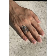 CAPO By Aytaç Yamaç Oymalı Miğfer Figürlü Ayarlanabilir Eskitme Gümüş Kaplama Yüzük