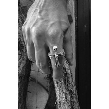 CAPO By Aytaç Yamaç Motorcu Tarzı Kurukafa Haçlı Figürlü Ayarlanabilir Gümüş Kaplama Erkek Yüzük