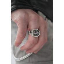 CAPO By Aytaç Yamaç Poseidon Mızrak Maserati Figürlü Ayarlanabilir Gümüş Kaplama Yüzük