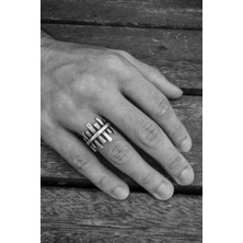 CAPO By Aytaç Yamaç Antik Basamak Figürlü Ayarlanabilir Eskitme Gümüş Kaplama Yüzük