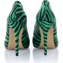 ShoeSSpring Ince Topuklu Yeşil Zebra Desenli Stiletto