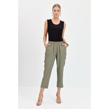 Desen Triko Kadın Beli Lastikli Yan Cepli Havuç Kesim Keten Pantolon Haki