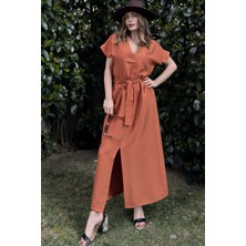 New Laviva Kiremit V Yaka Kısa Kol Airobin Kumaş Omuz Detaylı Kemerli/kuşaklı Önden Yırtmaçlı Maxi Elbise