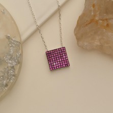 Nox Jewelry 925 Ayar Gümüş Işıltılı Pembe Taşlı Kare Kolye
