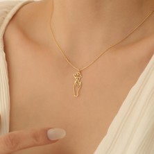 Nox Jewelry 14 Ayar Altın Mikron Kaplama Minimal El ve Çiçek Tasarım Gümüş Kolye - CN00282