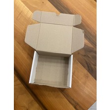 Magicway E-Ticaret Takı Aksesuar Kolye Bileklik Kapaklı Kargo Kutusu 10 Adet Beyaz Parlak Selefonlu 12X13X5CM