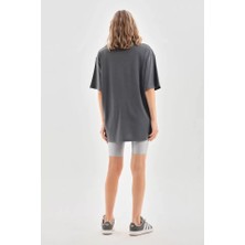 Passense Unisex Taş Desenli Oversize T-Shirt - Füme