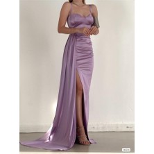 Woolnclyde Kadın Beyaz Kalp Yaka Omzu Açık Askılı Glop Yırtmaçlı Balık Uzun Maxi Boy Saten Kumaş Abiye Elbise