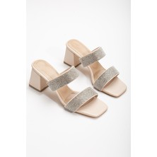 Dilimler Ayakkabı İki Kalın Taş Bantlı Ten Kadın Topuklu Terlik