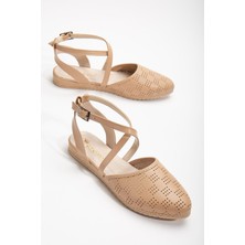 Dilimler Ayakkabı Yüzü Lazer Baskılı Çapraz Baretli Nude Kadın Babet