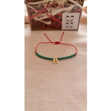 DD Jewelry Kişiye Özel Altın Kaplama Harfli Yeşil Boncuklu Kırmızı Makrome Bileklik