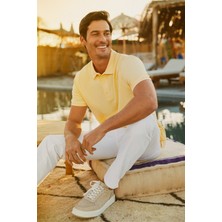 ALTINYILDIZ CLASSICS Erkek Sarı %100 Pamuk Kıvrılmaz Polo Yaka Slim Fit Dar Kesim Tişört