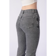 Bpf Claudia Mom Kalıp Düz Denim Pantolon