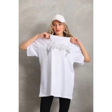 Aisha Elbise  Taş Desenli Oversize T-Shirt - Beyaz