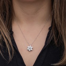 Aya Diamond Gümüş Kar Tanesi Dönen Stres Kadın Kolye