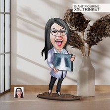 Bk Gift Kişiye Özel Doktor Karikatürlü Büyük Boy Ahşap Biblo-9  Arkadaşa Hediye , Sevgiliye Hediye, Kişiye Özel Biblolar