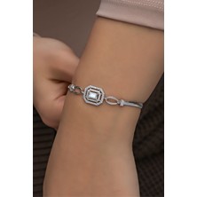 Nereze 925 Ayar Gümüş Rodyum Kaplama Balık Sırtı Zincirli Çerçeveli Tektaş Bileklik