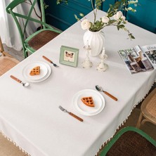 Zeren Home Püskül Detaylı Sıvı Geçirmez Dertsiz Masa Örtüsü