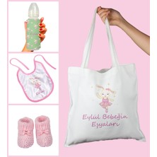 Ejoya Bebeklere Özel Çantasında Kişiye Özel Biberon Önlük ve Patik Bebek Hediye Seti 109820