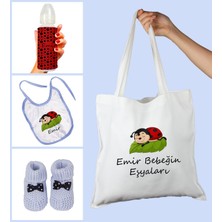 Ejoya Bebeklere Özel Çantasında Kişiye Özel Biberon Önlük ve Patik Bebek Hediye Seti 109807