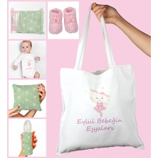 Ejoya Bebeklere Özel Çantasında Kişiye Özel Battaniye Zıbın Biberon Yastık ve Patik Bebek Hediye Seti 109964