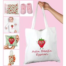 Ejoya Bebeklere Özel Çantasında Kişiye Özel Battaniye Zıbın Biberon Yastık ve Patik Bebek Hediye Seti 109969