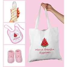 Ejoya Bebeklere Özel Çantasında Kişiye Özel Biberon Önlük ve Patik Bebek Hediye Seti 109809