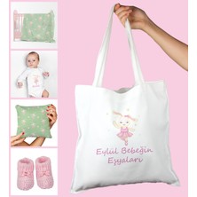 Ejoya Bebeklere Özel Çantasında Kişiye Özel Battaniye Zıbın Yastık ve Patik Bebek Hediye Seti 109916