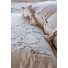 Ecocotton Libera Battal Boy Nevresim Takımı %100 Organik Pamuk Keten Süzene Nakışlı Krem-Bej 240X220 cm