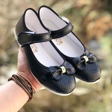 Ay&Su Kız Çocuk Cırt Cırtlı Siyah Babet , Fiyonk Detaylı Kaydırmaz Taban