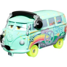 Disney Cars HPG76 Cars Karanlıkta Parlayan Yarışçılar Tekli Karakter Araçlar Fıllmore HPG77 - HPG80