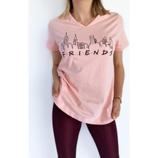 Key Moda Kadın V Yaka Friends Baskılı Pembe Tshirt