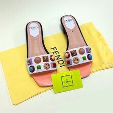 Fendi Taş Detaylı Kadın Deri Terlik 8R6507-86