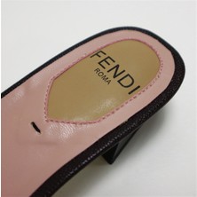 Fendi Taş Detaylı Kadın Deri Terlik 8R6507-86
